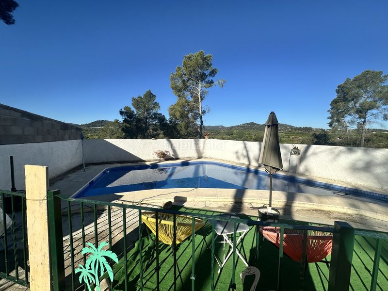 Foto c4ed2bf1-8bf0-47c9-9437-51cf9f9d120f. Xalet amb calefacció aparcament piscina a Alfara de Algimia