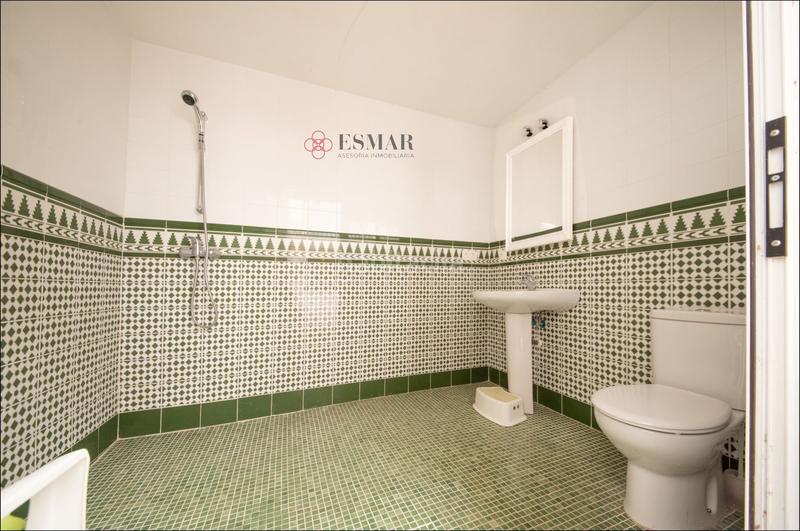 Foto 00b1f265-ad97-4364-9577-0f50d725fa18. Casa  en venta , 8 dormitorios. en Estivella