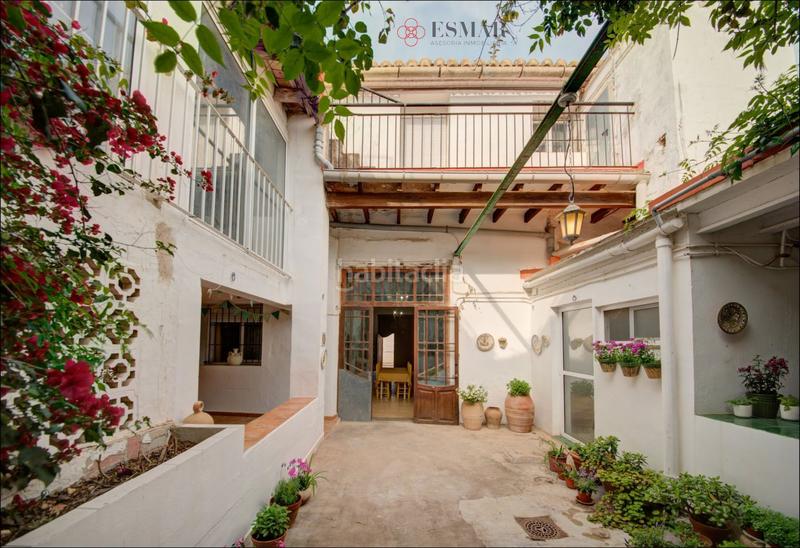 Foto ffa95e76-c2ba-4139-a33f-31ba0c347087. Casa  en venta , 8 dormitorios. en Estivella