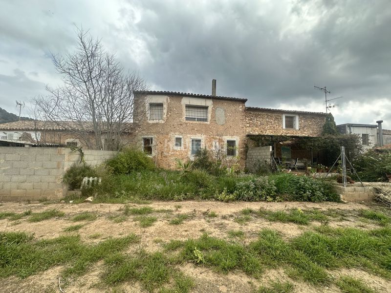 Foto 9dd4f8de-8fb8-4216-8c24-5d085b767aac. Casa amb aparcament a Algar de Palància