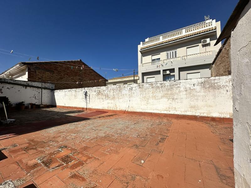 Foto b6af98df-b690-4cde-941b-b90f9f55ae0e. Casa amb aparcament a Algímia de Alfara