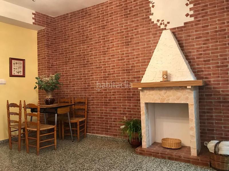 Foto e6a1f1a7-a6e2-4df1-946e-392e2461ead3. Casa amb aparcament a Algímia de Alfara