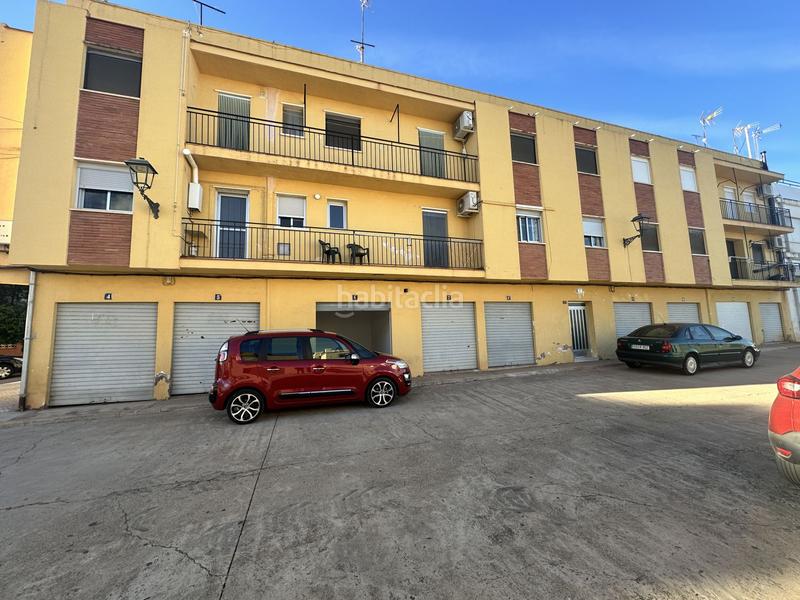 Foto b6c376cf-4009-4327-b276-3e72b583ddc1. Aparcament cotxe a Algímia de Alfara