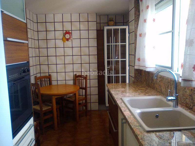 Foto a81776f0-d19b-4487-ab7e-0082e9d6e17d. Pis a Estivella