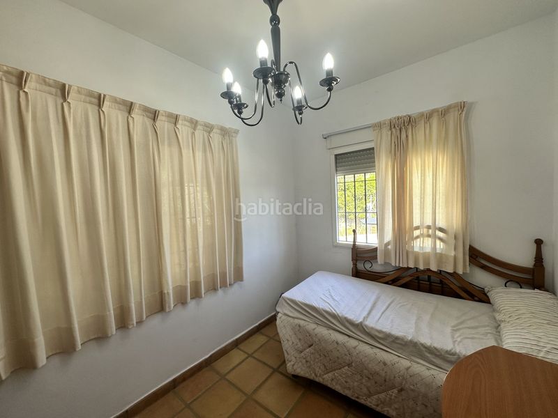 Foto a878e665-5921-4be9-a0a1-84f4eee56ed1. Xalet amb aparcament piscina a Sot De Ferrer
