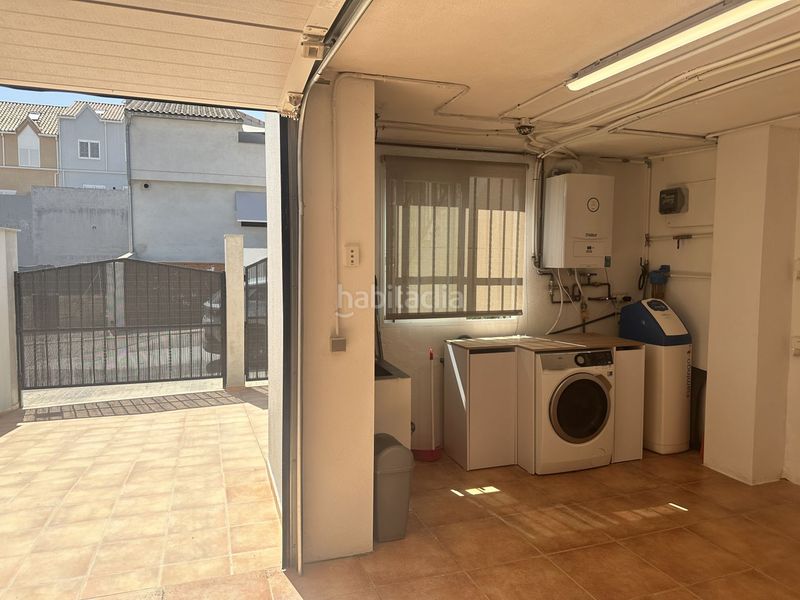 Foto fba8b0e3-590f-4b4c-b132-8817b32e26b7. Casa adossada amb calefacció aparcament a Torres Torres