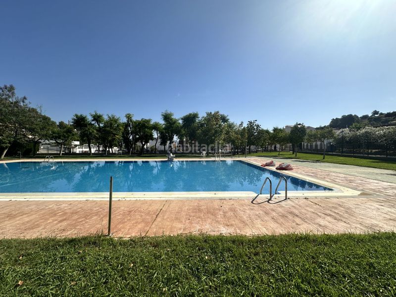 Foto c8dff36b-1bd7-4b41-8e0f-61e3dd9b35c6. Casa adossada amb calefacció aparcament a Torres Torres