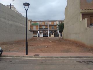 Terreny residencial a Estivella. Parcela en venta en estivella.