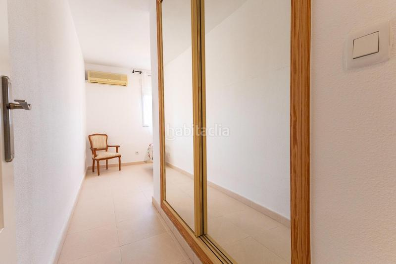 Foto 45c7c6a4-2832-4869-9932-5d9a244d80ec. Alquiler apartamento alquiler de temporada en playa de muchavista en Campello (el)