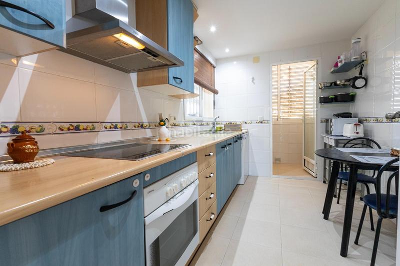 Foto e1a8428b-15d8-431e-821e-de4a5a0874d3. Lloguer apartament amb piscina a Playa Muchavista Campello (el)