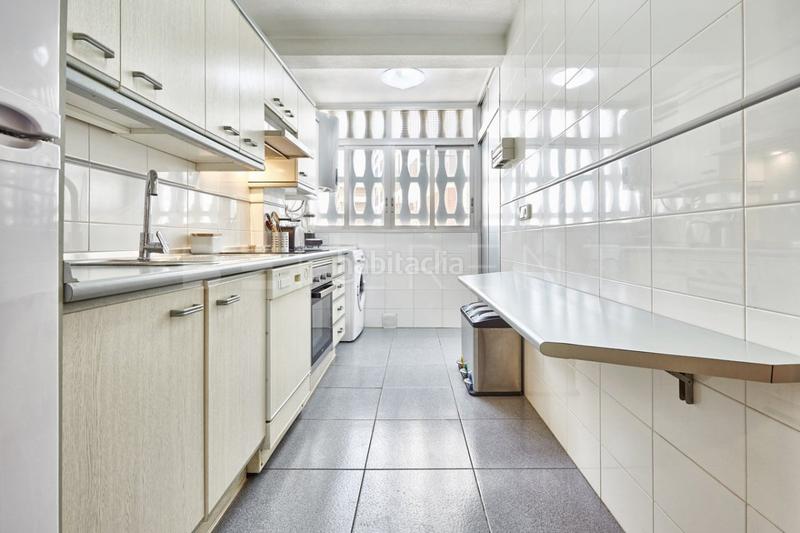 Foto 3e621192-1667-40aa-b927-3419955bf2f5. Alquiler apartamento alquiler temporal en 2 linea de playa en Alicante