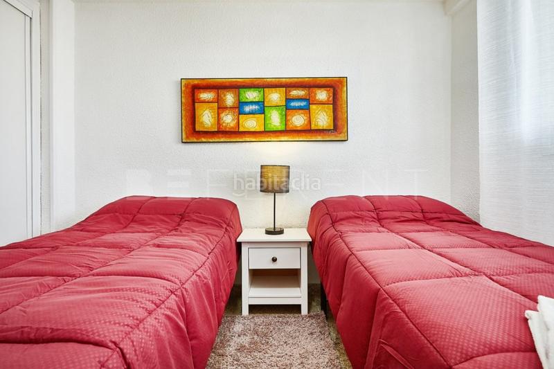 Foto 055fddc8-11ad-4794-9009-7d3b4722dc31. Lloguer apartament amb aparcament a Playa de San Juan Alicante