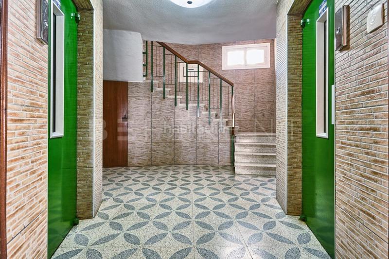 Foto 75058b1f-7b32-4f06-b9a3-be2fa85f970a. Location appartement avec parking dans Playa de San Juan Alicante