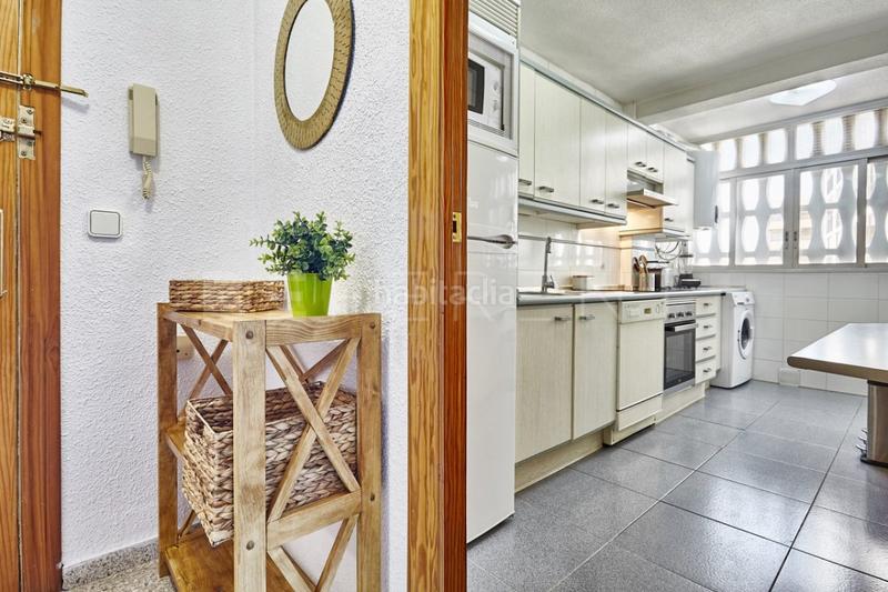 Foto f8e239fc-cf59-4b11-8009-4aa49a9764d8. Location appartement avec parking dans Playa de San Juan Alicante