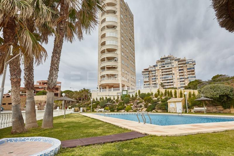 Foto c8888e66-672a-457a-b67f-614364519c23. Affitto piccolo appartamento con riscaldamento parcheggio piscina in Campello (el)