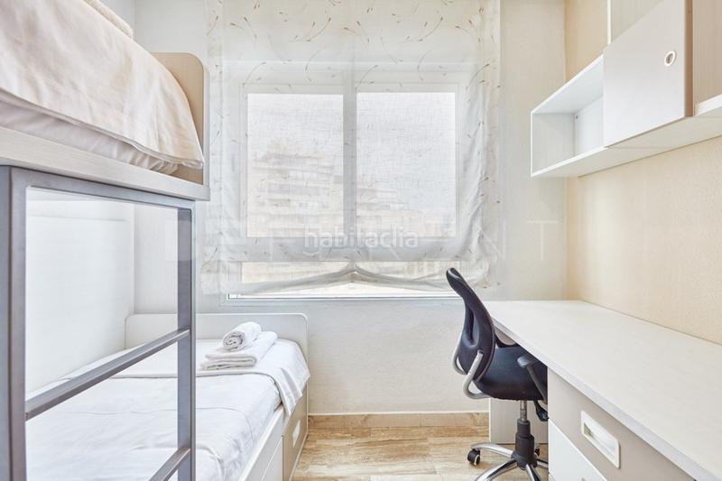 Foto 8e21e74d-26b6-4dee-8eca-335188ccaea1. Alquiler apartamento alquiler temporal en 1 linea de Playa Muchavista en Campello (el)