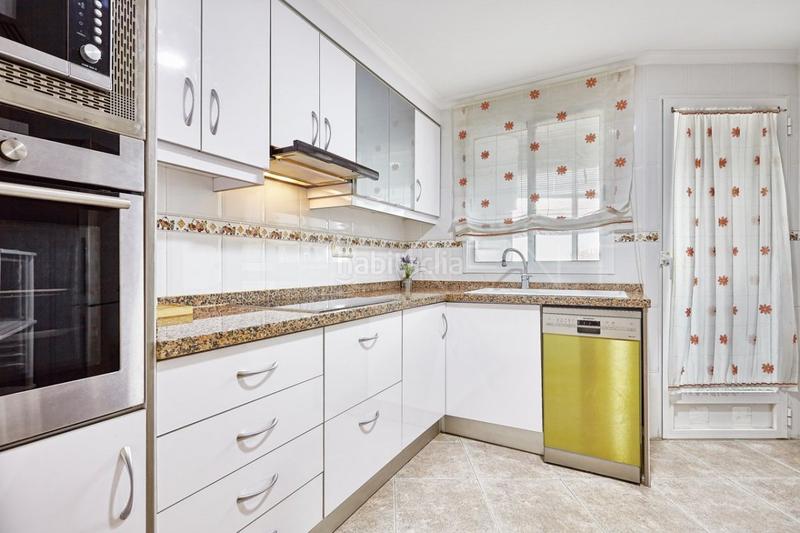 Foto 0f3c372f-f941-4d31-aedd-3314be3ef54a. Lloguer apartament amb calefacció aparcament piscina a Campello (el)