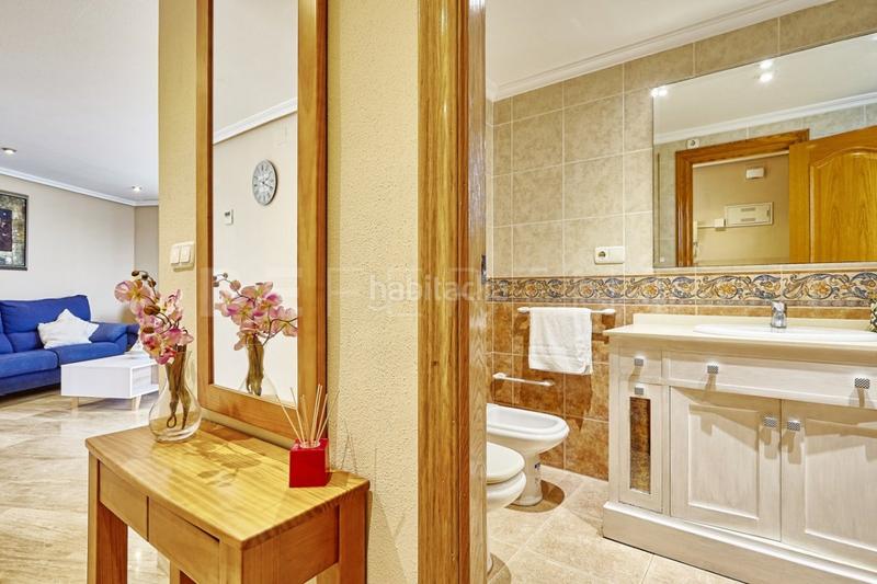 Foto c78de88f-96f8-4241-8a54-fe7a207dfd2d. Lloguer apartament amb calefacció aparcament piscina a Campello (el)