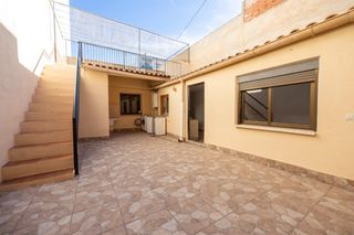 Casa  Calle mosen fenollar. Casa baja a reformar en san agustin
