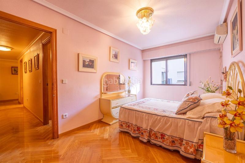 Foto 77fd3b02-0e49-4629-9185-04466b56c871. Etagenwohnung mit parking in Mercado Alicante