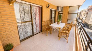 Miete Appartement  Calle fragata. Vacaciones junto al mar !!! en torrevieja playa del cura