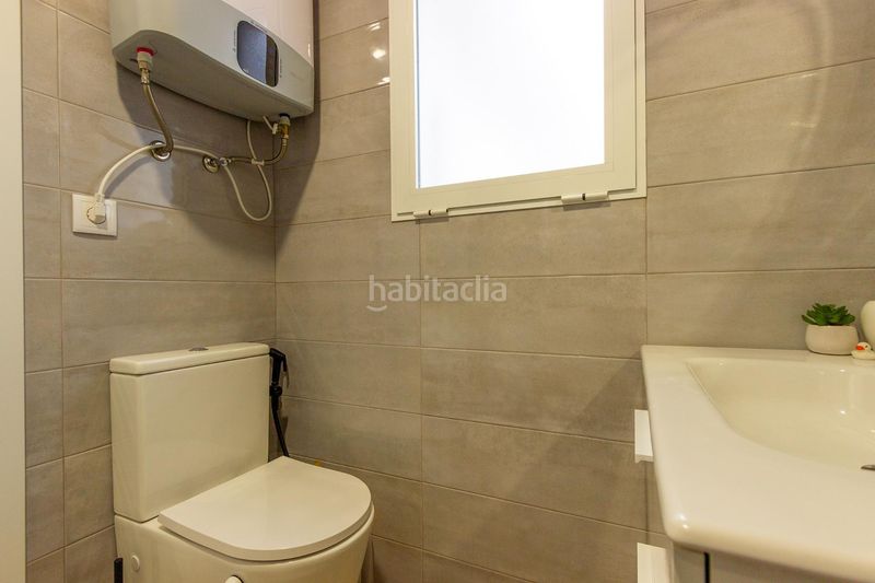 Foto 0359f7a3-a68f-4d3a-8990-1cd7d7f578e9. Affitto casa a schiera in Pueblo Español-Coveta Fumá Campello (el)