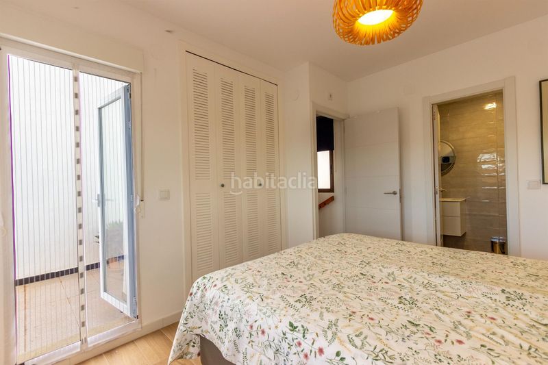 Foto f286c902-d0a3-4cb2-a811-9221cdf137ca. Affitto casa a schiera in Pueblo Español-Coveta Fumá Campello (el)