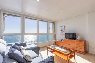 Lloguer Apartament  Villajoyosa. Alquiler temporal con vistas espectaculares al mar y a alicante