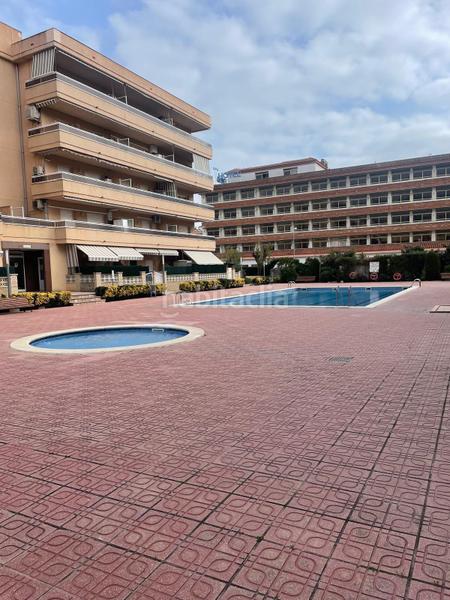 Foto d6243d6e-c32a-4a14-9fb2-528a5279f383. Piso vivienda en Els Pins Blanes