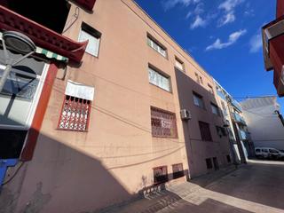 Edifici a Can Toni. Edificio en venta cunit