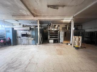 Miete Fabrikhalle in Cerdanyola Sud. Panaderia industrial en alquiler