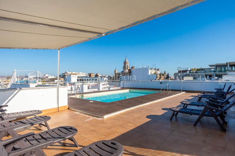 Foto 7c1d981f-a75d-4b2d-9efe-e51db920d3b6. Etagenwohnung mit parking pool in Alfalfa - Santa Cruz Sevilla