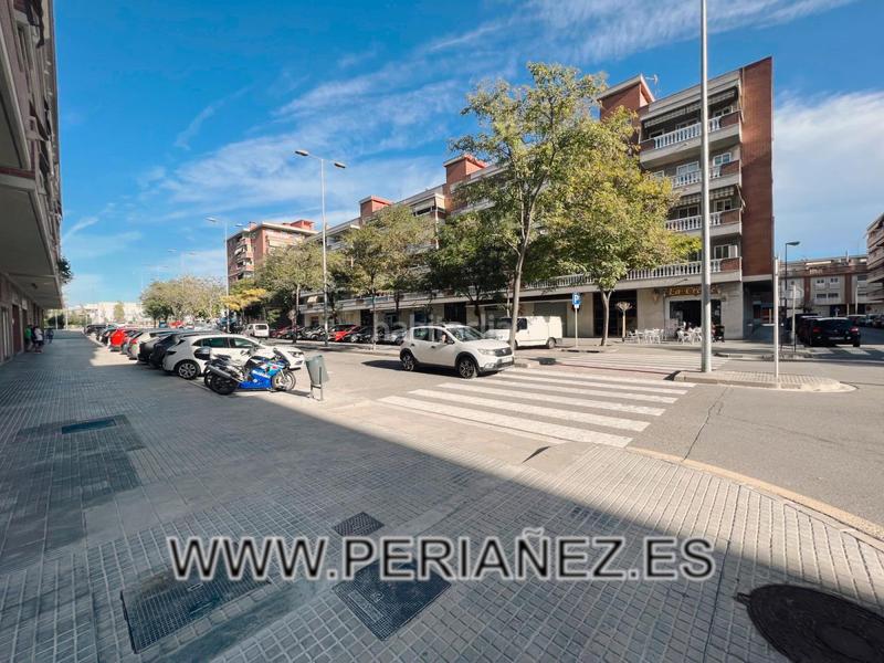 Foto 3bb4327d-5e1b-4c4b-9acb-cb59431caa37. Local comercial local en venta en estruch. en Estruch-Eixample Prat de Llobregat (El)