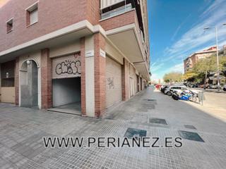 Local commercial à Estruch-Eixample. Local en venta en estruch.