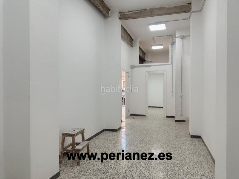 Foto 0ebba7ce-ec84-40a5-a84f-9d5b5f62725f. Alquiler local comercial local en alquiler en centro. en Prat de Llobregat (El)