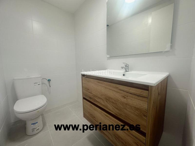 Foto fc95acff-2a56-4cfc-bb31-eb33d29e93d4. Alquiler local comercial local en alquiler en centro. en Prat de Llobregat (El)