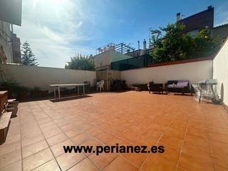 Pis a Centre. Piso en venta en casc àntic, 3 dormitorios.