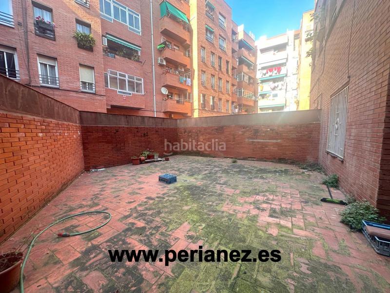 Foto 5a7c3c0f-0c2f-4148-8231-97b19b53346a. Local comercial local en venta en barri sant jordi. en Prat de Llobregat (El)