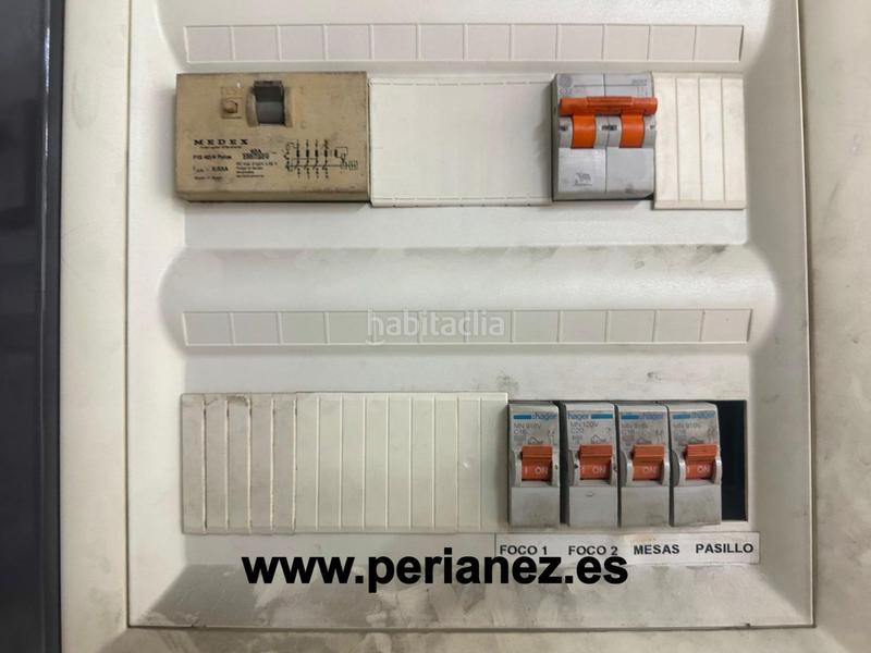 Foto c774a29e-79a4-40db-af32-8d16ac3e1f21. Local comercial local en venta en barri sant jordi. en Prat de Llobregat (El)