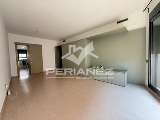 Location Appartement à Centre. Piso en alquiler en casc àntic, 3 dormitorios.