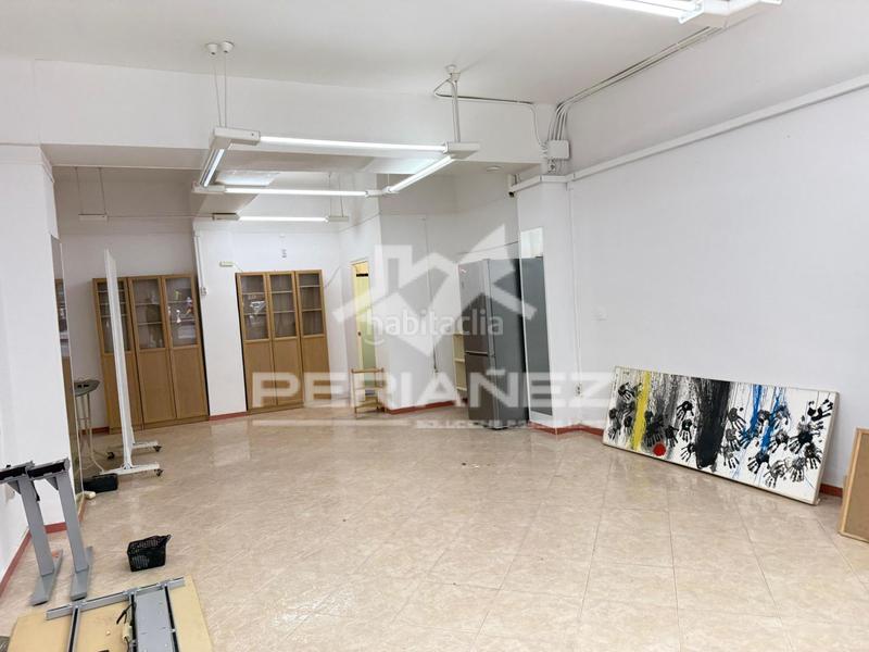 Foto aac82d55-7eff-4b67-a66f-0f09afa5e355. Affitto locale commerciale in Estruch-Eixample Prat de Llobregat (El)