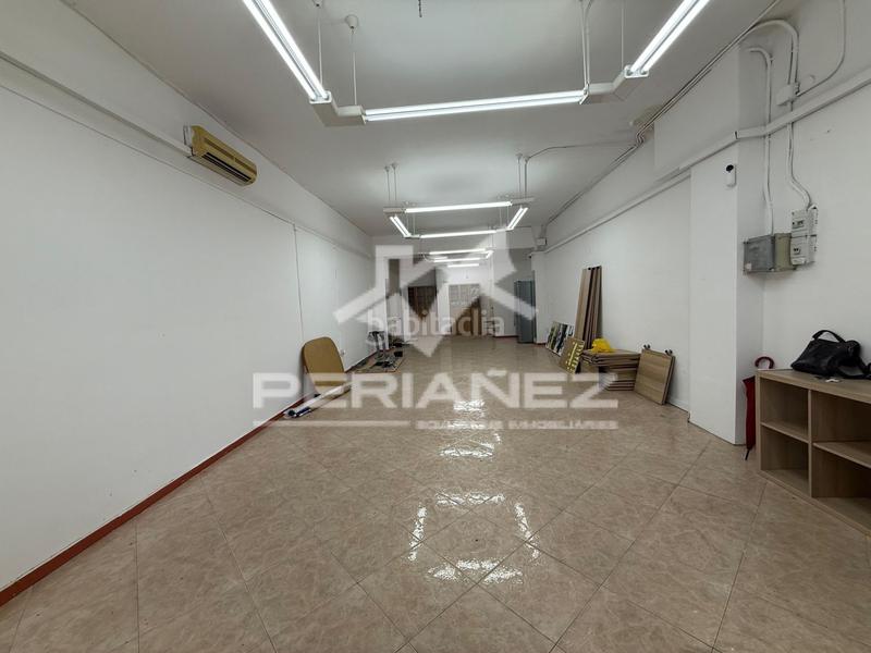 Foto b3d845f8-82bd-4370-ae68-c61f43a8f230. Affitto locale commerciale in Estruch-Eixample Prat de Llobregat (El)