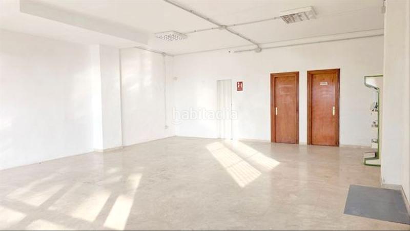 Foto fc3c9b0c-5180-44af-930f-78691c475e93. Alquiler local comercial en avenida maritima 53 ?? local en alquiler - en Candelaria