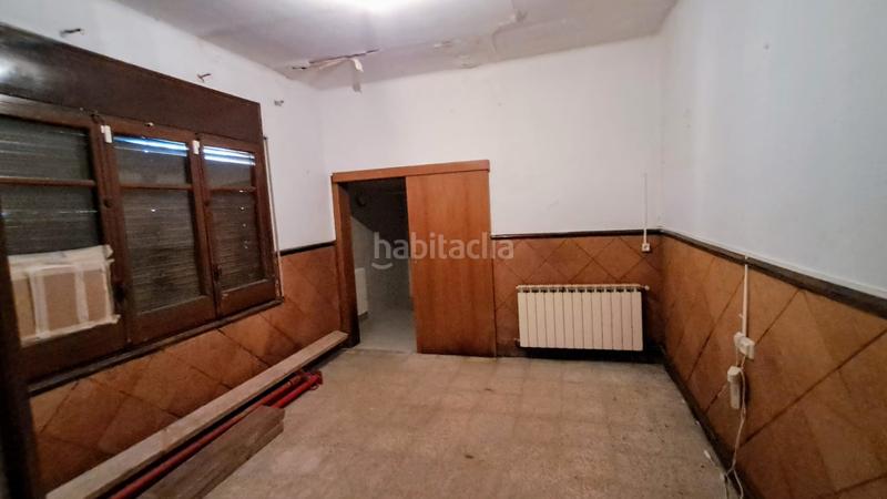 Foto 59d80b52-645c-4935-b175-ab57ebfa1c73. Casa pareada casa para reformar situada en el centro del pueblo. en Cassà de la Selva