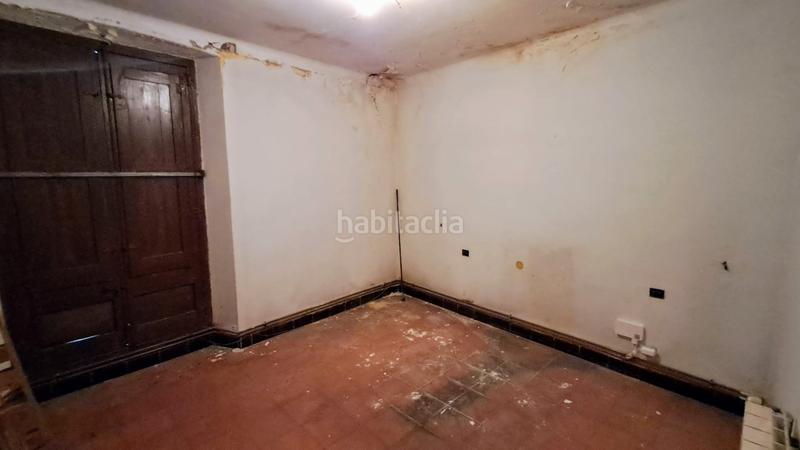 Foto 7cc3d4d8-ffd3-46b7-84d3-cfbae96e6baa. Casa pareada casa para reformar situada en el centro del pueblo. en Cassà de la Selva