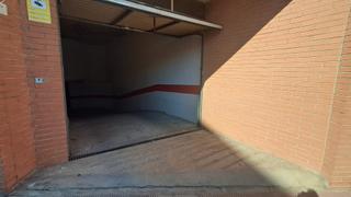Posto auto in Cassà de la Selva. Plaza de aparcamiento de superficie útil 10m2 y trastero de supe