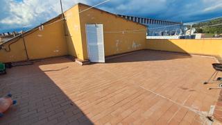 Pis a Cassà de la Selva. Piso de 3 habitaciones dobles, cocina, comedor, cuarto de baño,