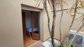 Casa aparellada a Cass de la Selva. Casa de 5 habitaciones ms una sala de estar, un garaje inmenso