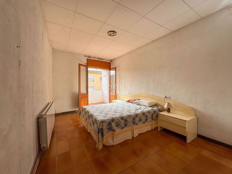 Foto 75e6d073-5394-4651-882b-8a7722d84740. Casa adossada amb xemeneia calefacció a Quart