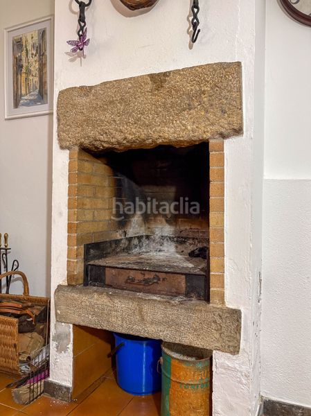 Foto 92a25704-84c2-44d9-b846-d3ac3309f233. Casa adossada amb xemeneia calefacció a Quart